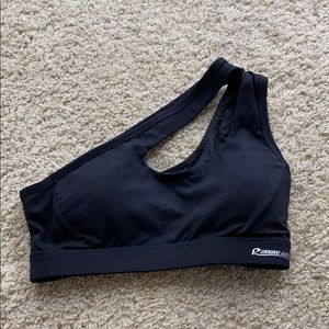 One shoulder sports bra
